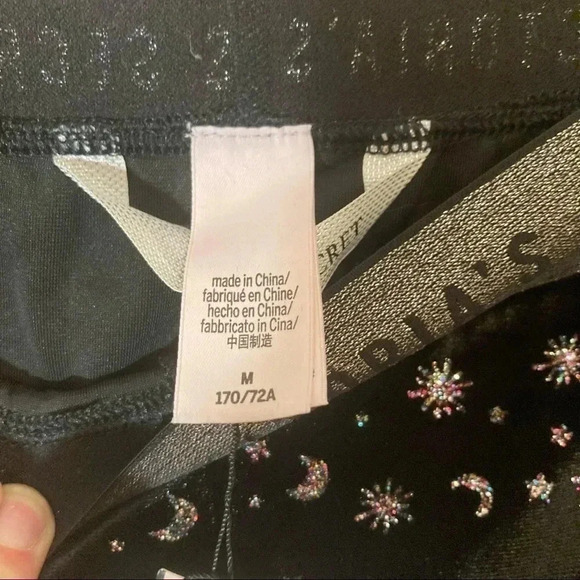 NWT Victoria’s Secret The Velvet Legging stars moon black leggings - Picture 6 of 7